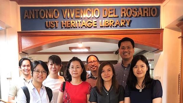 Group photo with University of Santo Tomas